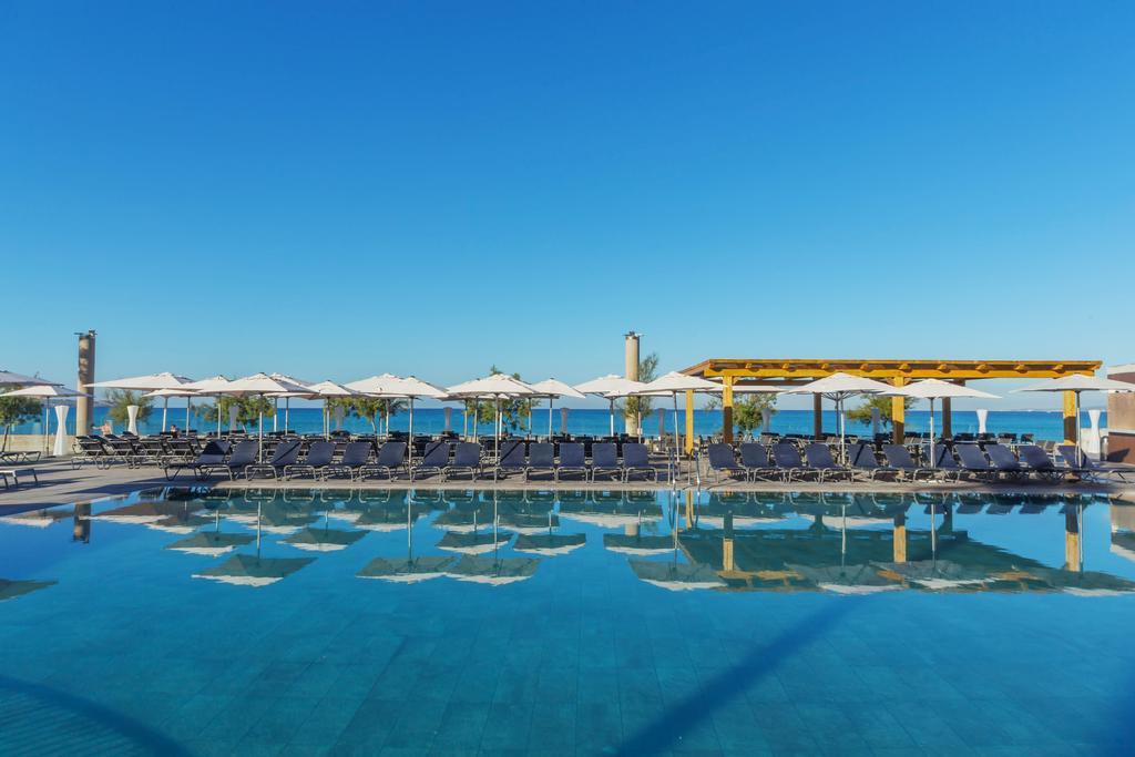 Aparthotel Fontanellas Playa 4*